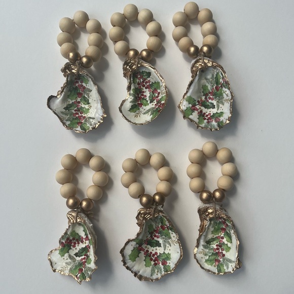 Set of 6 Decoupaged Oyster Shell Napkin Rings, Holly - Picture 6 of 12